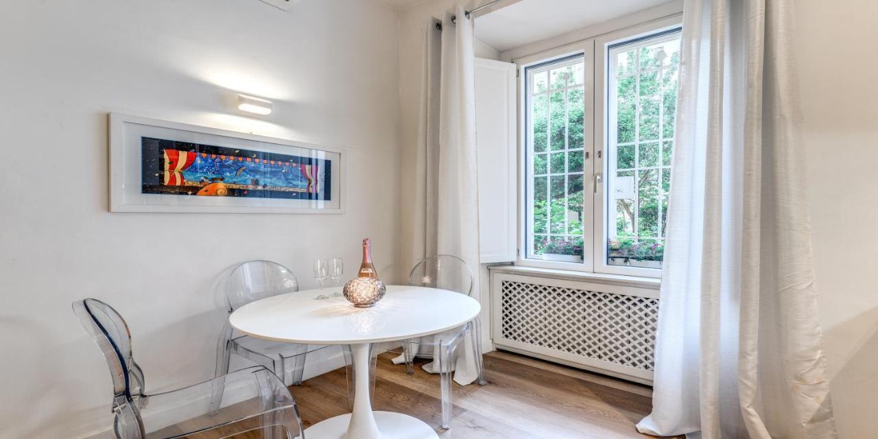 Lägenhet Deluxe One Bedroom Apartment, Perfect Location, Air Cond *